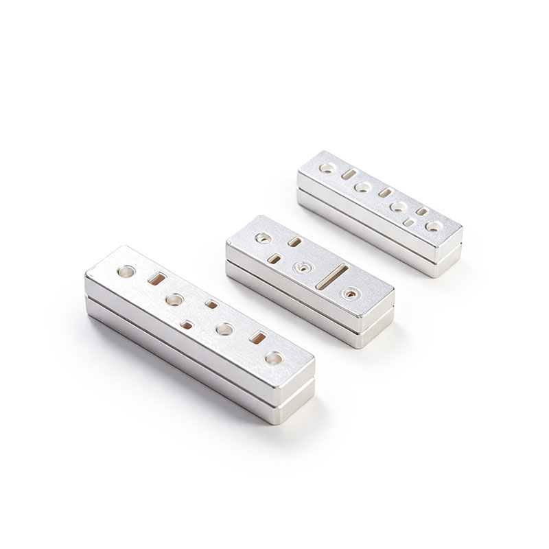 Custom 5G Telecom Ceramic Dielectric Bandpass Filters